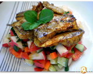 Судак в имбирном маринаде на овощной подушке