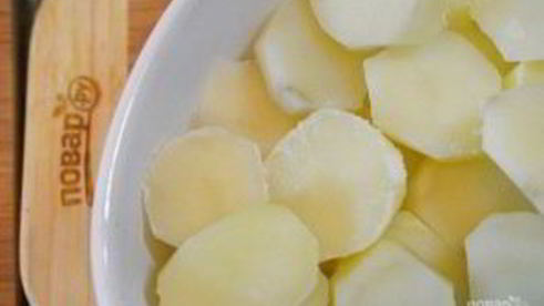 запеченное филе тилапии на картофельной подушке