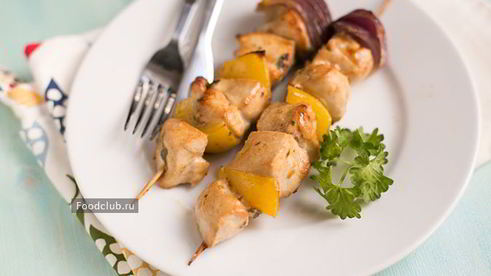 куриные шашлычки с овощами