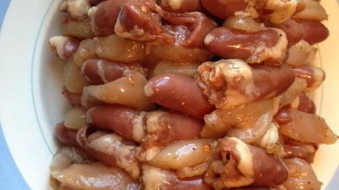 шашлычки из куриных сердечек и грудки