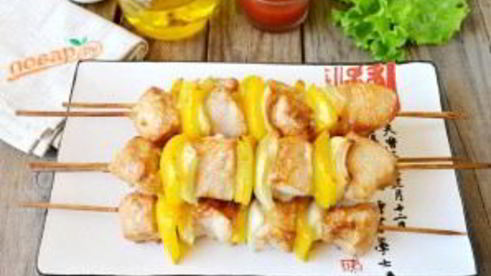 шашлычки из курицы в меду с овощами