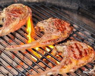 Шашлык из баранины на ребрышках