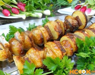 Шашлык из картошки с салом