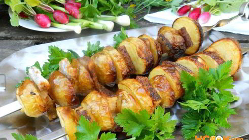 шашлык из картошки с салом
