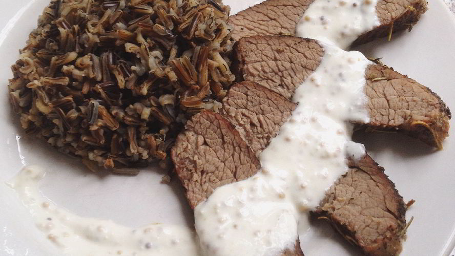 Рецепт говяжьего стейка с соусом из хрена