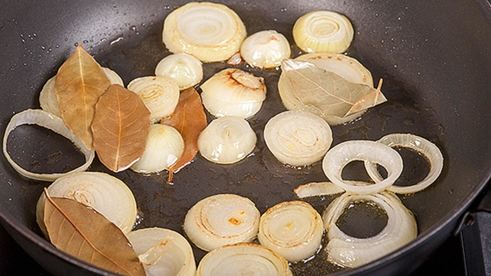 стейк из говядины в лимонно-соевом соусе