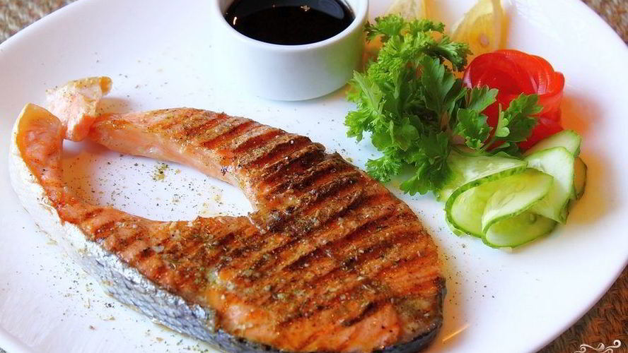 Рецепт стейка из семги в аэрогриле