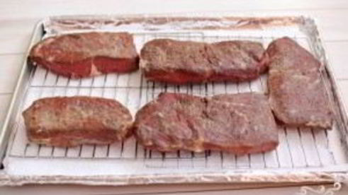 стейки в духовке