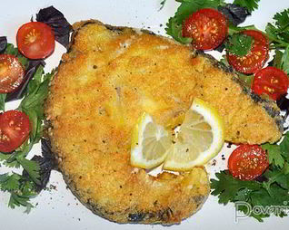 Жареные стейки акулы