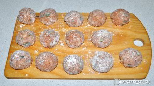 острые тефтельки в томатном соусе