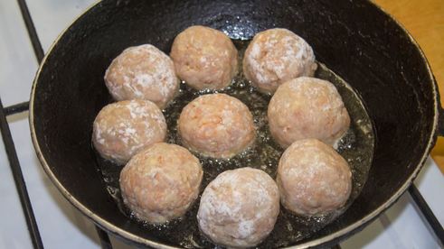 тефтели без риса с подливкой в духовке