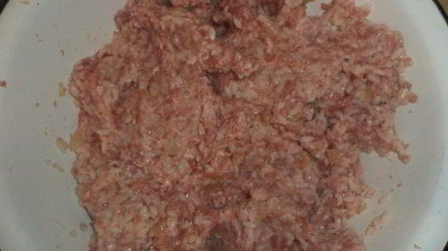 тефтели на овощной подушке