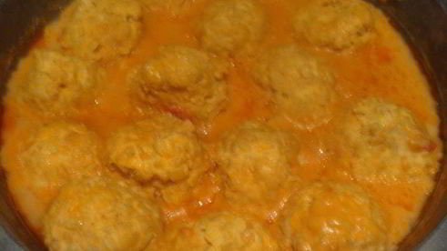 тефтели с булгуром в сливочно-томатном соусе