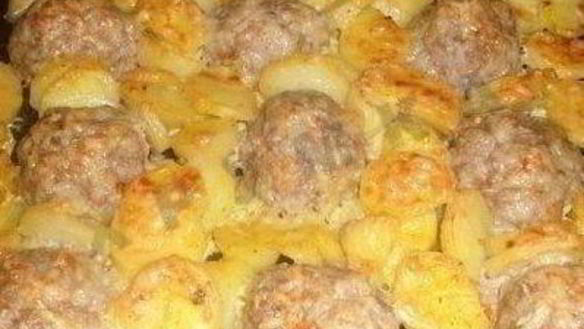 Рецепт Тефтелей с картошкой в духовке