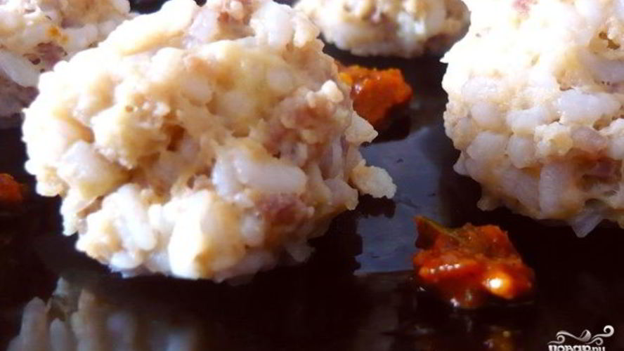 Рецепт тефтелей с рисом на пару