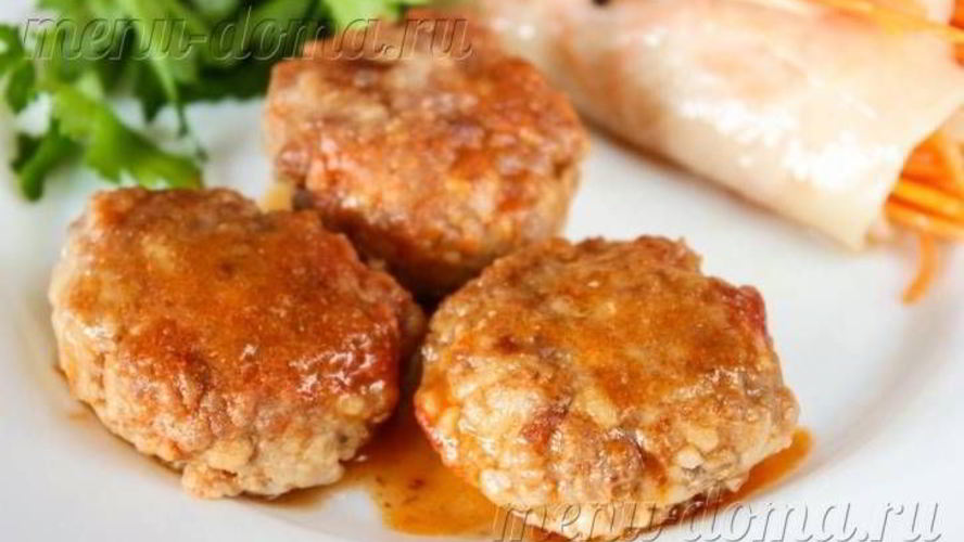 Рецепт тефтелей с рисом в томатном соусе