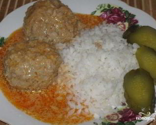 Тефтели в кастрюле