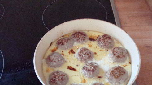 тефтели в сливочном соусе