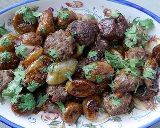 Тефтельки из ягнятины с инжиром и луком-шалотом