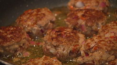 тефтельки из ягнятины с инжиром и луком-шалотом