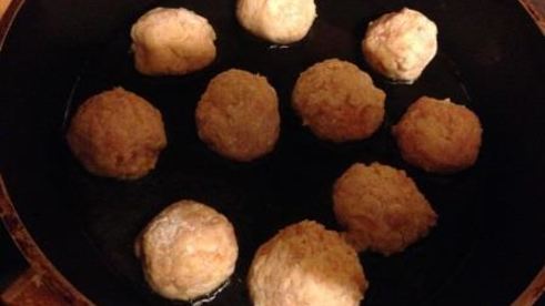 тефтельки в красном соусе