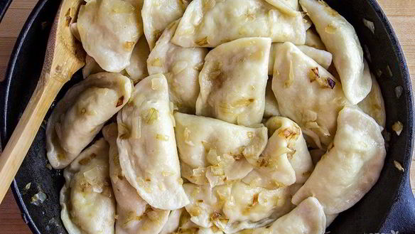 Рецепт Вареников с картошкой и квашеной капустой