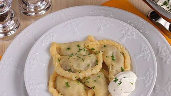 Рецепт Вареников с картошкой и сушеными грибами