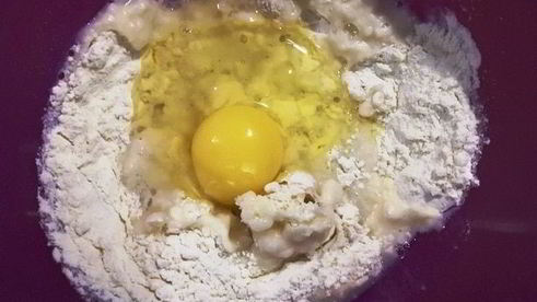 вареники с клубникой и мятой