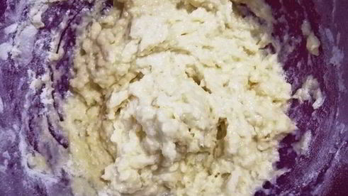 вареники с клубникой и мятой