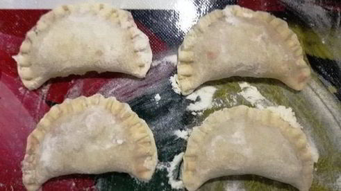 вареники с клубникой и мятой