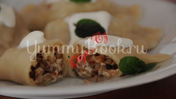 Рецепт Вареников с творогом, гречневой кашей и мятой