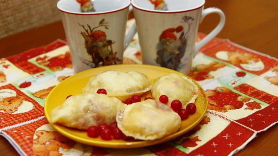 Рецепт вареников с ягодами на кефире