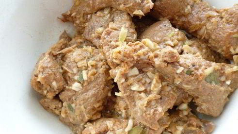 пьяноежаркое из говядины запеченное в горшочке