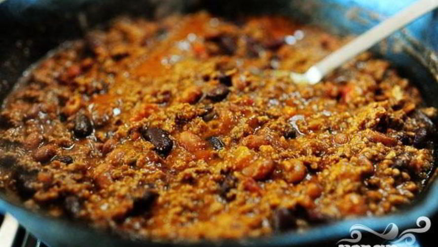 Рецепт жаркого из говядины с фасолью и помидорами