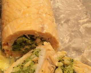 Жаркое из лосося и баккала с начинкой из красных креветок