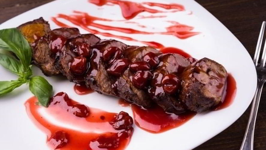 Рецепт жаркого из телятины с вишней