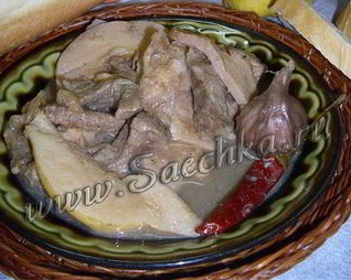 Жаркое с айвой