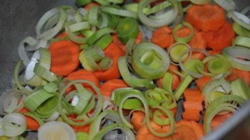 жаркое с мясом и картофелем по-новому