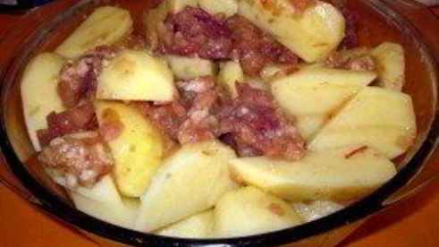 жаркое с тушенкой