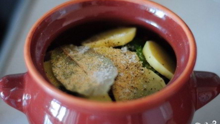 Рецепт жаркого в горшочках с курицей