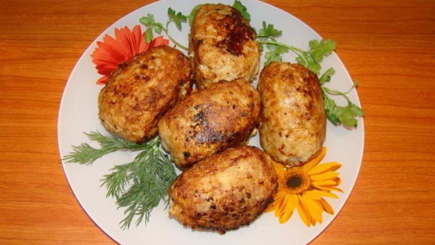 Рецепт мясных зраз с яйцом