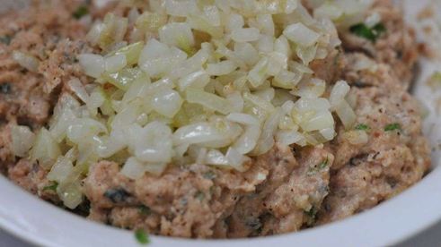 рыбные зразы с яйцом