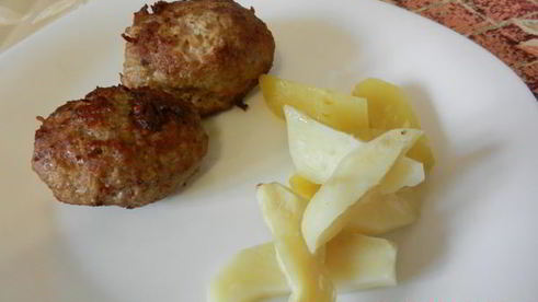 зразы из индейки с сыром гауда и укропом