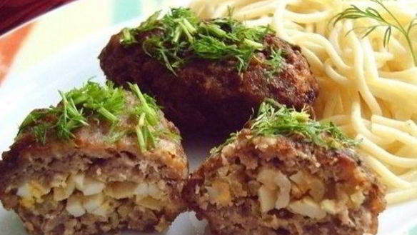 Рецепт Зраз с яйцом и луком