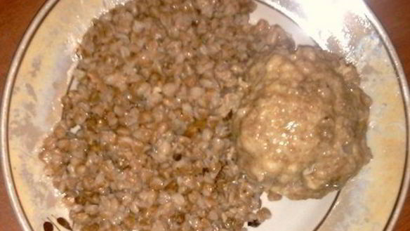 Рецепт Гречки с котлетами в мультиварке