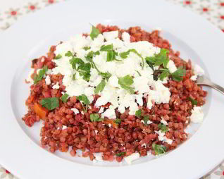 Гречка с овощами и фетой