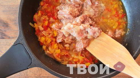 гречка с тушенкой