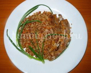 Гречневая каша со свиными ребрышками из мультиварки