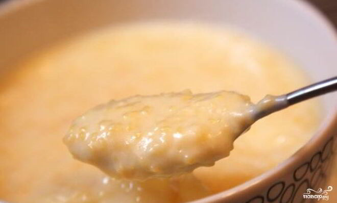 Кукурузная каша на молоке в мультиварке