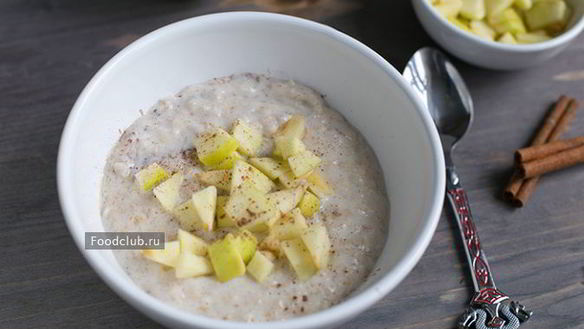 Рецепт Овсяной каши с яблоками и корицей